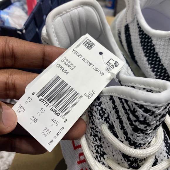 yeezy 350 zebra 10.5